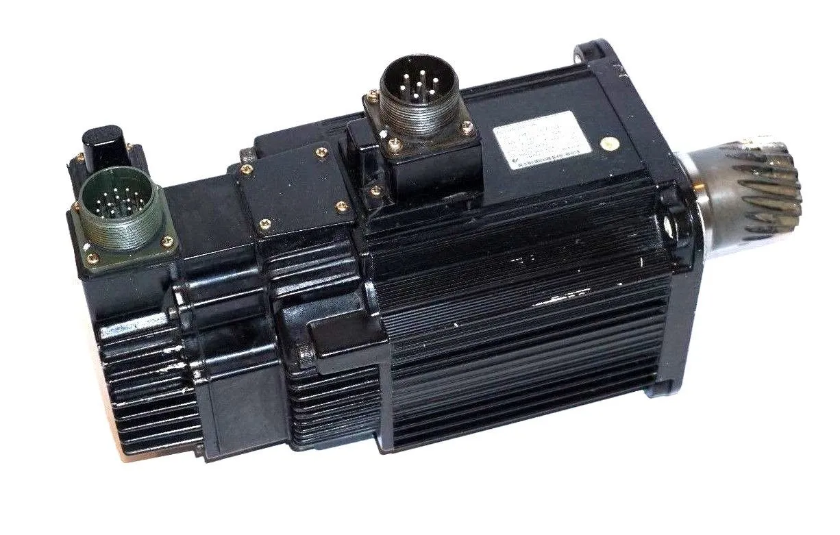 USED YASKAWA SGMGH-13A2A-YR52 AC SERVO MOTOR 1300W 1500 r/MIN SGMGH13A2AYR52