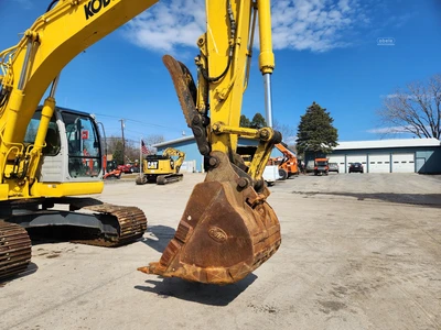 Used 2006 KOBELCO SK235SR LC-1E Crawler Excavators | Abele Tractor #1342797