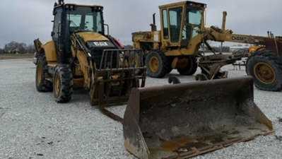 USED 2019 Caterpillar 420F2 IT