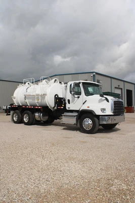 Used 2018 FREIGHTLINER 114SD Septic/Sewer/Vacuum Trucks Texas US | Roll Off Truck World #1491812