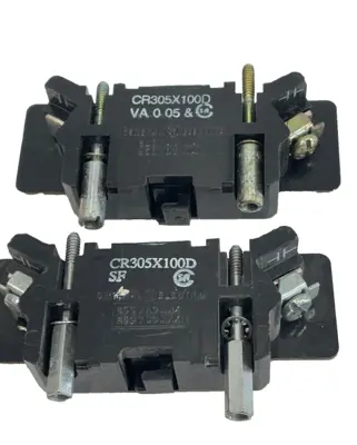 NEW GENERAL ELECTRIC CR305X100D AUXILIARY CONTACT LOT OF 2