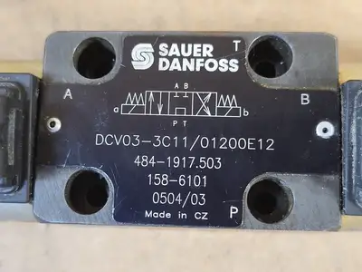USED SAUER DANFOSS DCV03-3C11/01200E12