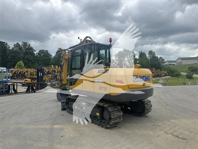 USED 2021 XCMG XE75U