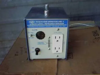 QTY. 1. T2R RESEVIOR MONITOR RM-1 LIQUID LEVEL INF...