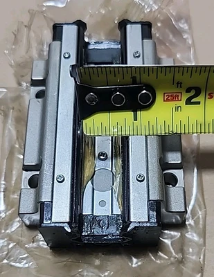 NEW THK HSR25LB1SS(GK)
