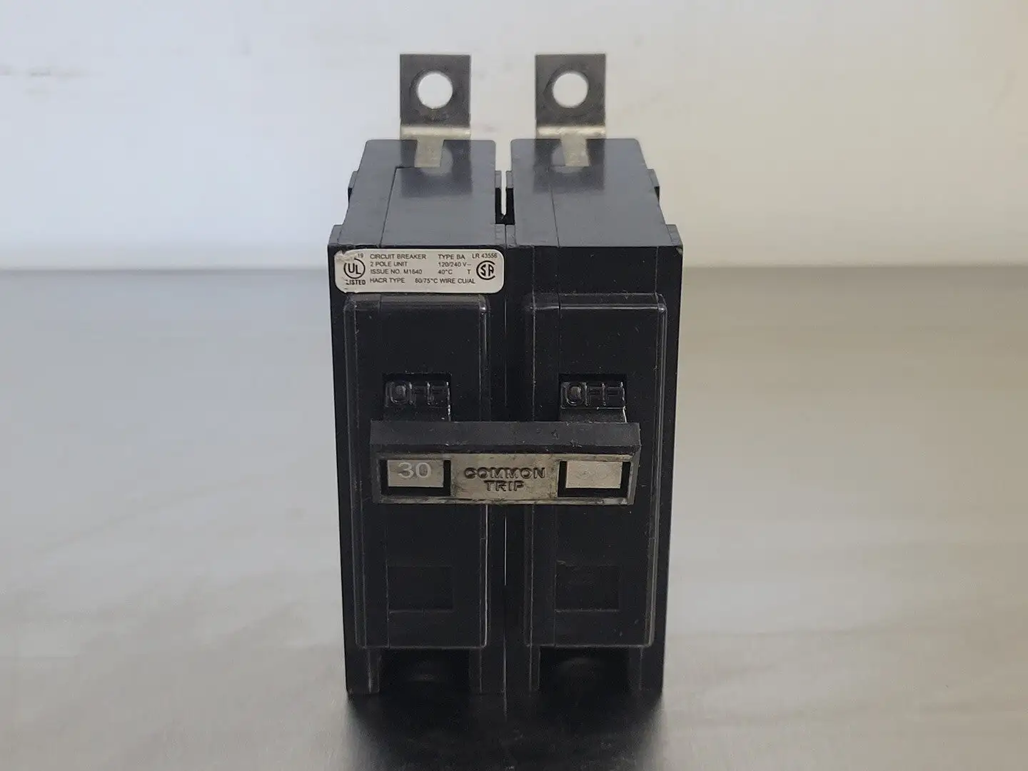 USED CUTLER-HAMMER BA230