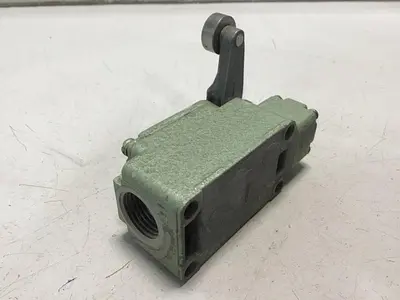 USED OMRON WLCA2-2