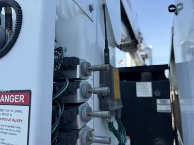 Used 2019 CHEVROLET SILVERADO 5500HD TIRE CRANE Service & Utility Trucks Minnesota US | Carco Truck & Equipment #1514114