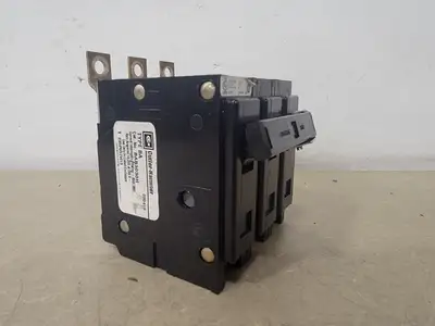 Used CUTLER-HAMMER BAB3030H Switchgears British Columbia CA | Lenmark #367178