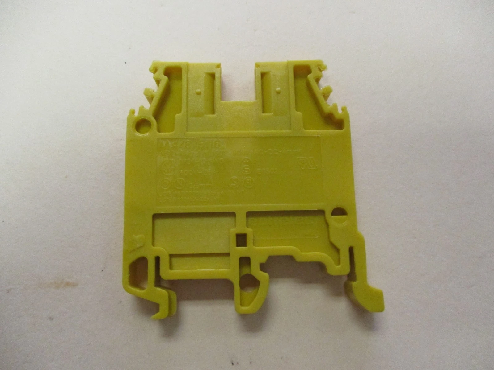 USED Entrelec 5116 M4/6