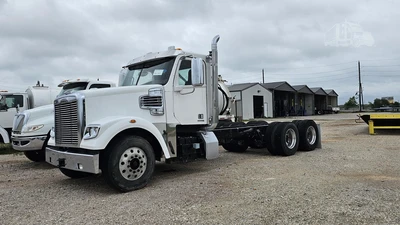 Used 2012 FREIGHTLINER CORONADO 122 SD Cab Chassis trucks Texas US | Roll Off Truck World #1491816