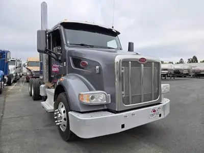 USED 2020 PETERBILT 567