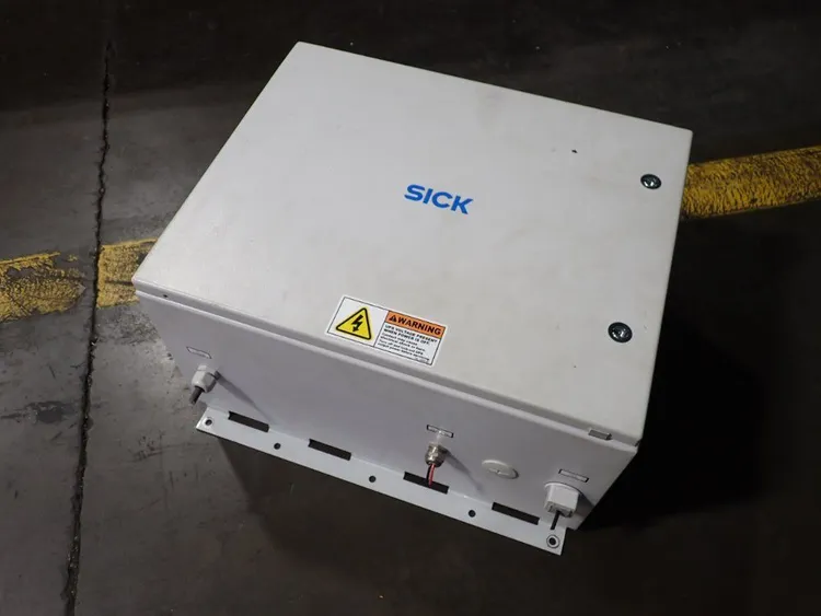 Used SICK 2099381 Electrical Panels Ohio US | HGR 24 #1406350