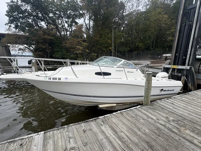 Used 2002 WELLCRAFT 24 WALKAROUND Boats (Misc) Virginia US | Affordable Outdoors #1638034