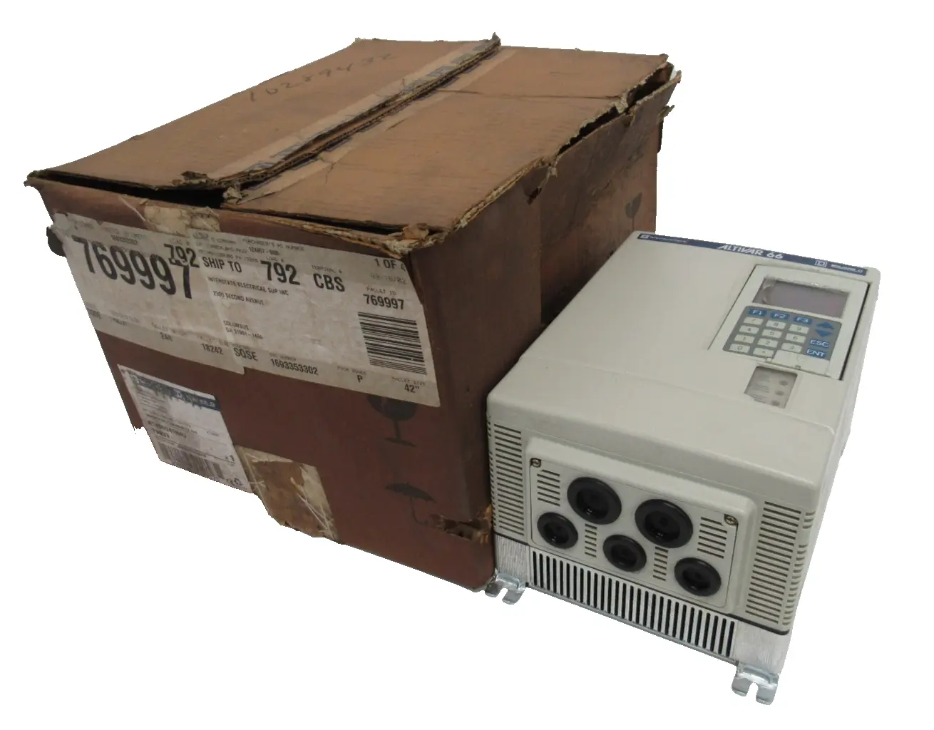 NEW SQUARE D ATV66U41N4U AC DRIVE 3HP 79937