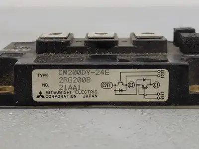 USED MITSUBISHI CM200DY-24E 2RG200B