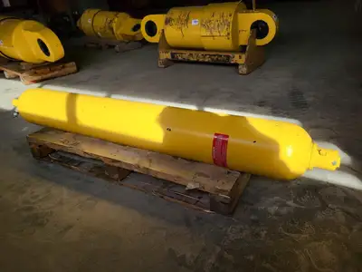 USED KOMATSU PC2733