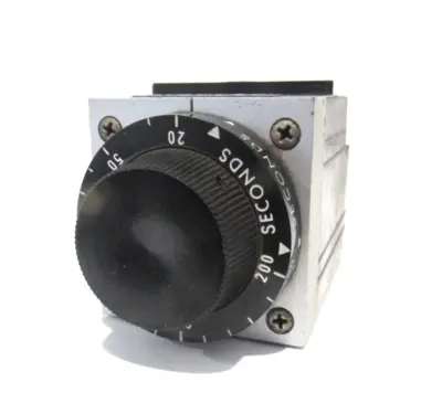 NEW AGASTAT 7012AE TIMING RELAY