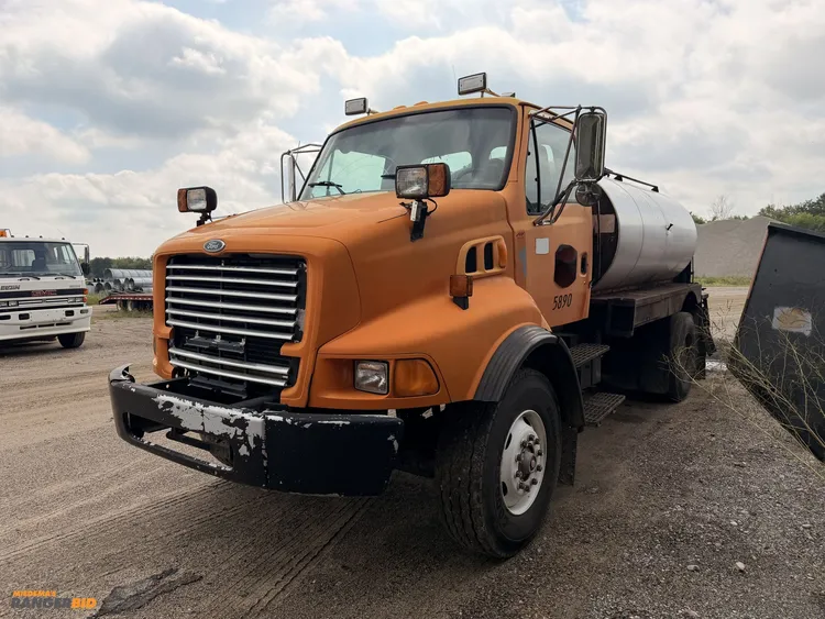 Used 1998 FORD L9513 4X2 Water Trucks Michigan US | Miedema Asset Management Group #1437113