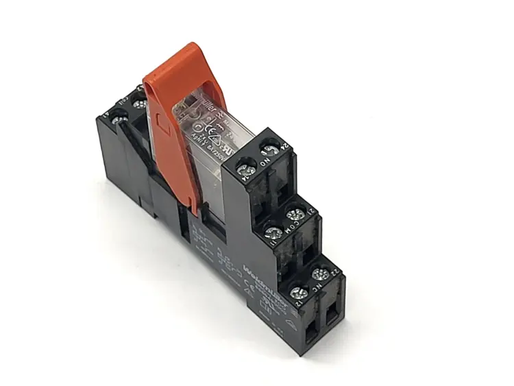 Used Weidmüller SRC-1 2CO 8869490000, RC1424AC4 8870180000 Relays & Switches Michigan US | Maverick Industrial Sales #1493876