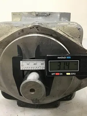 USED VICKERS 4520V42A5