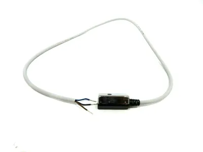 NEW SMC D-F5P SOLID STATE IN LINE AUTO SWITCH 127745 DF5P