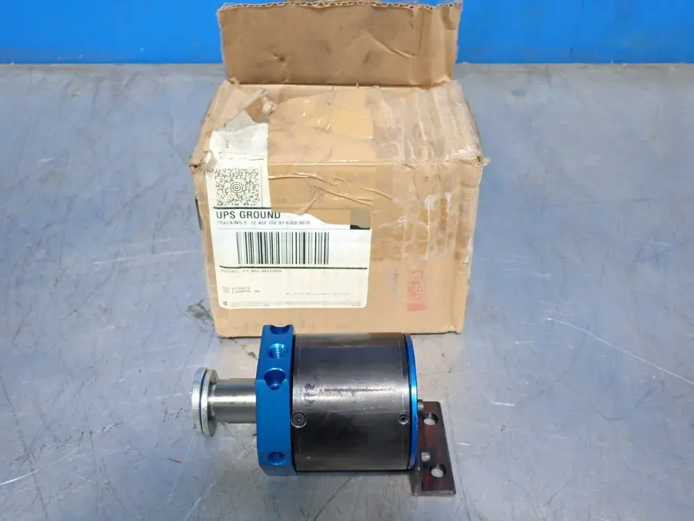 Pneumatic Cylinder Assembly