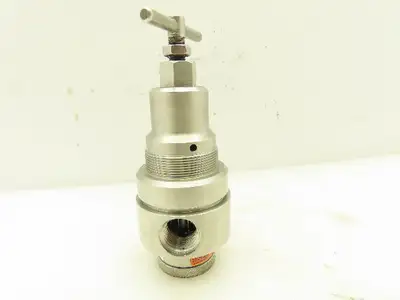 Wilkerson 2KEH6 General Purpose Air Regulator 1/2" NPT 80 cfm Max Flow Pneumatic