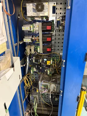 2006 TRUMPF TRUMATIC 1000R Turret Punches (Equipt) | ListingHippo (5)