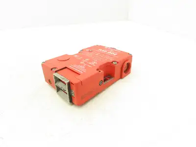 Allen Bradley 440G-T27175 Guardmaster Locking Safety Guard Switch 24V AC/DC