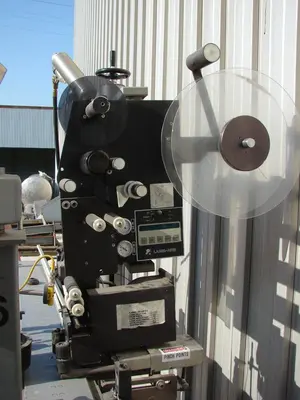 USED LABEL-AIRE 2111CD