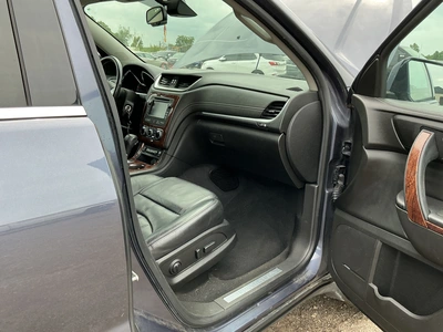 USED 2014 CHEVROLET TRAVERSE