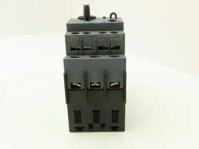 Siemens 3RV2011-1CA10 Manual Motor Starter 1.5HP 3PH 600VAC 2.5A Lot of 5