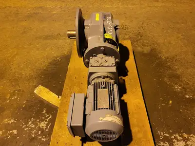 Used SEW-EURODRIVE KAF77 R37 DT80K4 Motors (misc) British Columbia CA | Lenmark #246297