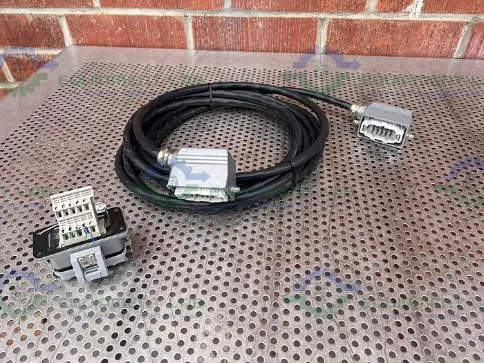 Used PHOENIX CONNECT 1771228  MALE TO FEMALE 10-PIN NETWORK COM CABLE 18 FT CABLE Cable & Wire | Equipment Lab #486344