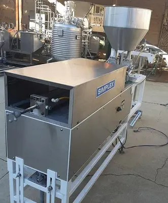 USED 1999 SIMPLEX AV200