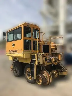 USED 1990 TRACKMOBILE 4000