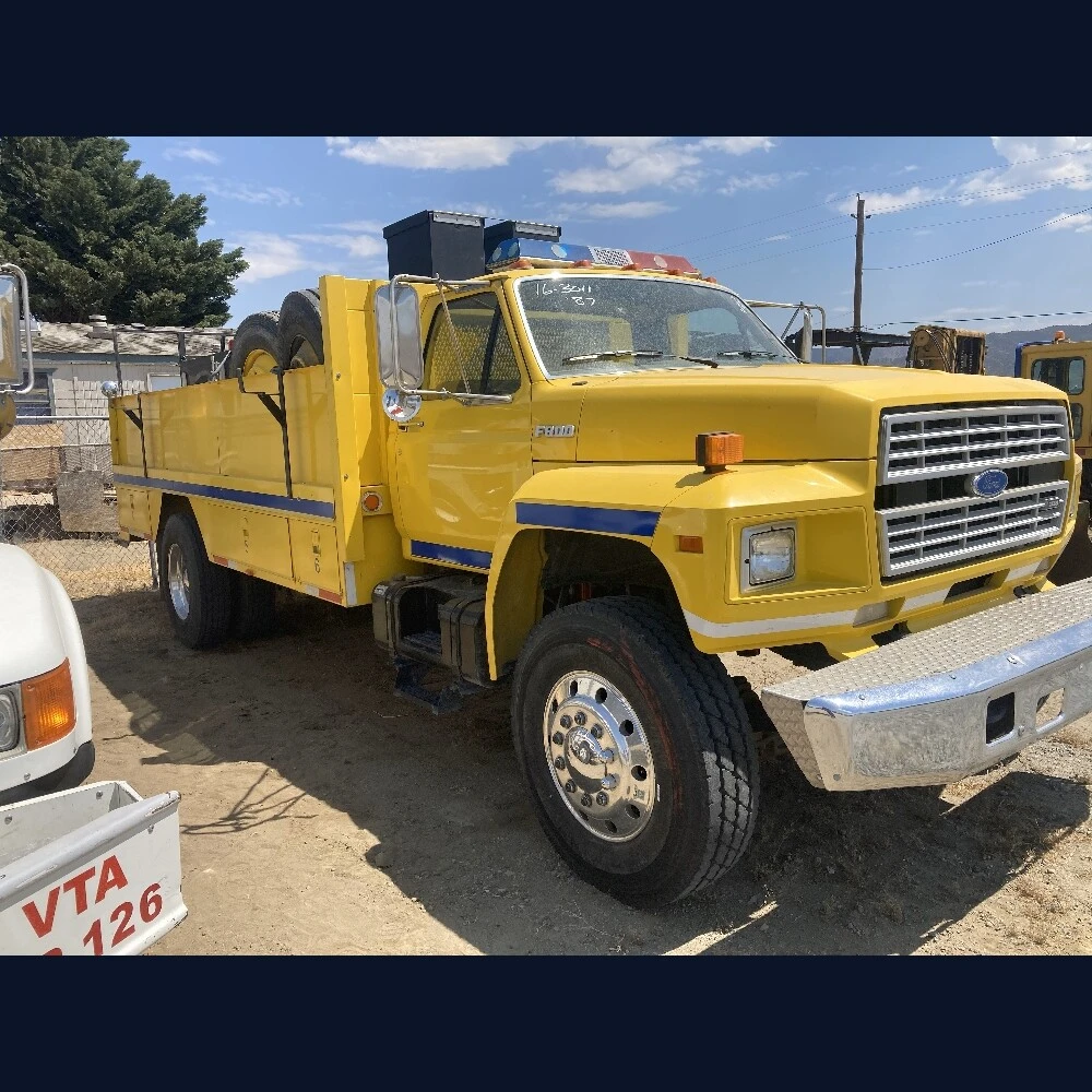 USED 1987 FORD F-800