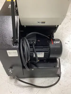 USED MILACRON MG-814