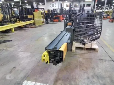USED 2020 CROWN RMD6095S-32