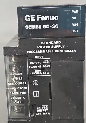 GE Fanuc IC693PWR321W Series 90-30 Power Supply 120/240VAC 125VDC. Loc3D-21