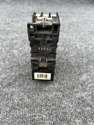 Used General Electric CR7CE PLC Contactors California US | Davliegogo LLC #1708306