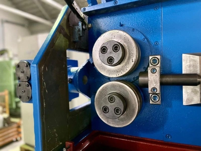 KOCH Bar Straightener and Cutter, top condition, POA