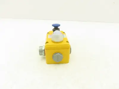 ABB LineStrong2 Rope Pull Grab Wire Safety Switch 240VAC Reset 2TLA050202R1332