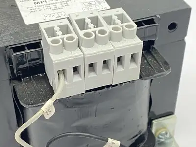 USED SIGNAL TRANSFORMER POWER TRANSFORMER 900VA 3.9A 115V