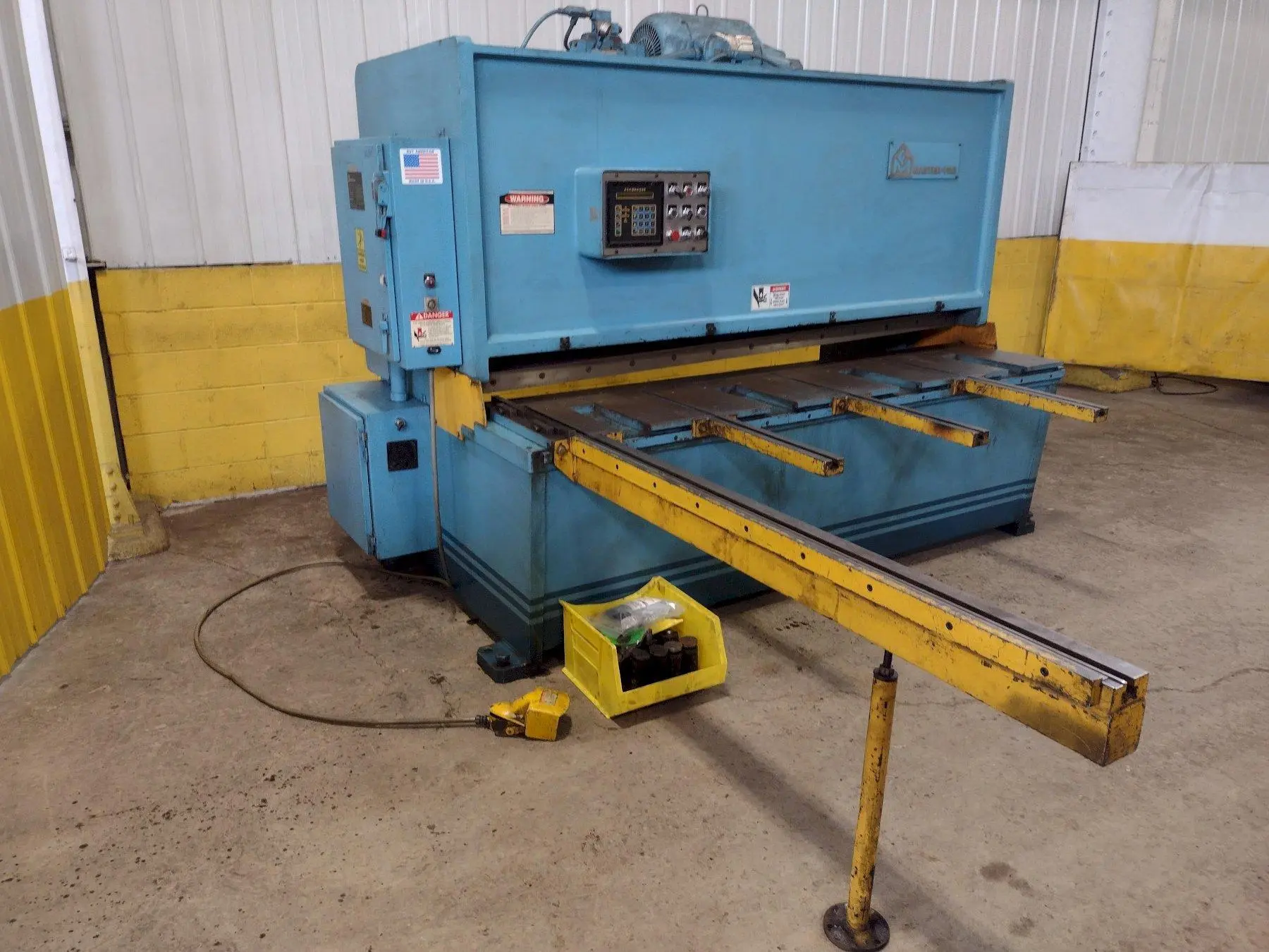 8' x 1/4" MASTER-FAB MODEL #SSB250-8 HYDRAULIC SHEAR: STOCK #18407