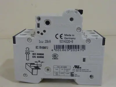 USED SIEMENS 5SY4320-8