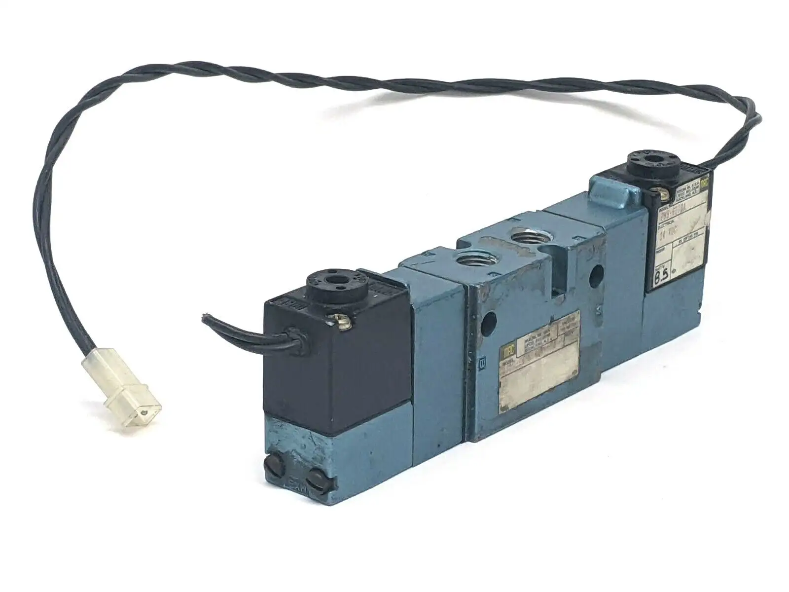 825C-PM-611BA-572 | MAC Valves  Solenoid Valve - Used