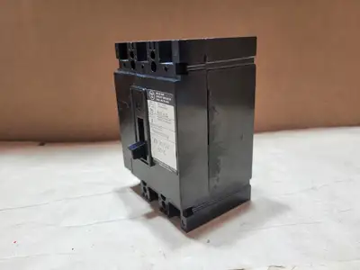 USED WESTINGHOUSE FB3070V