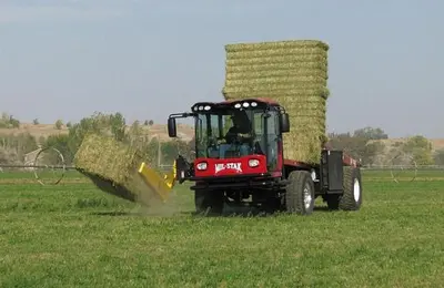2025 Mil-Stak SP/3255 Self-Propelled Bale Wagon ** New **